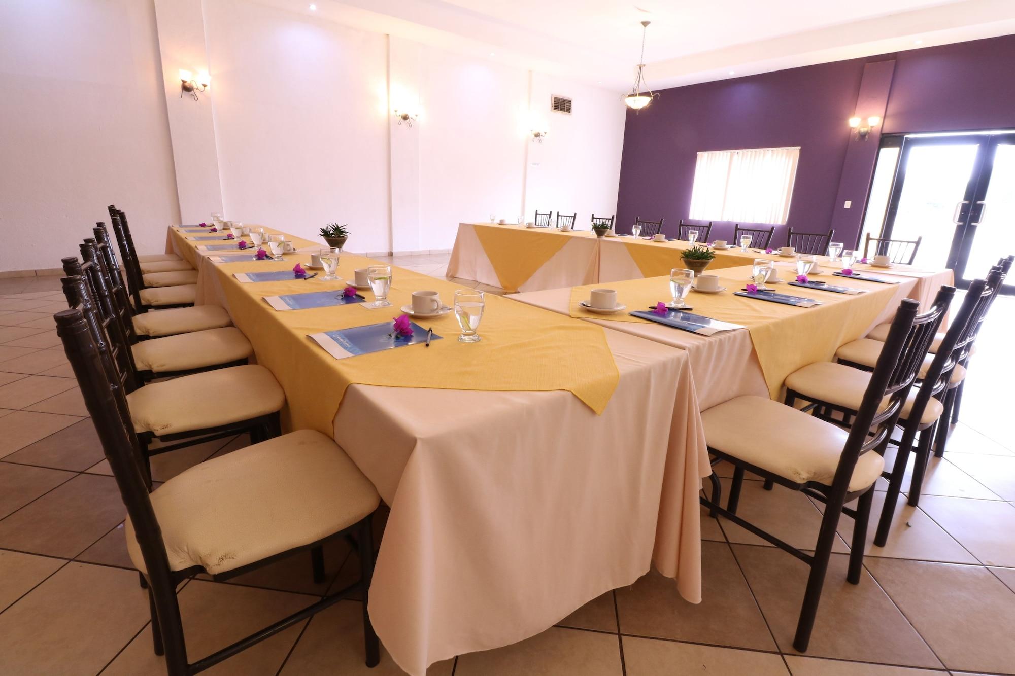Mision Express Saltillo Kültér fotó